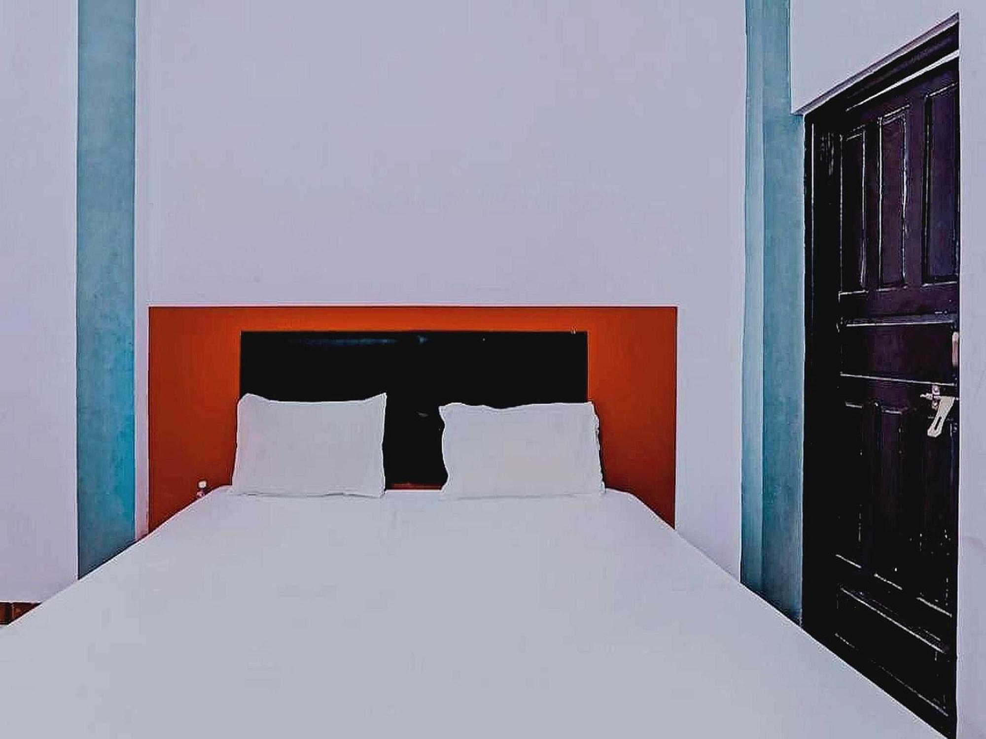 Hotel O Rr Palace Lakhnaú Exteriér fotografie